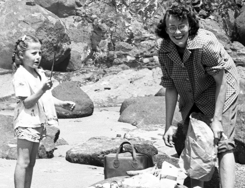 Elsie and her daughter, Nancy, at the beach.