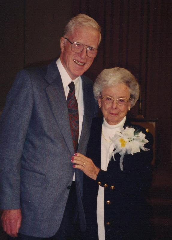 Wes married Nell Crothers in 1996.
