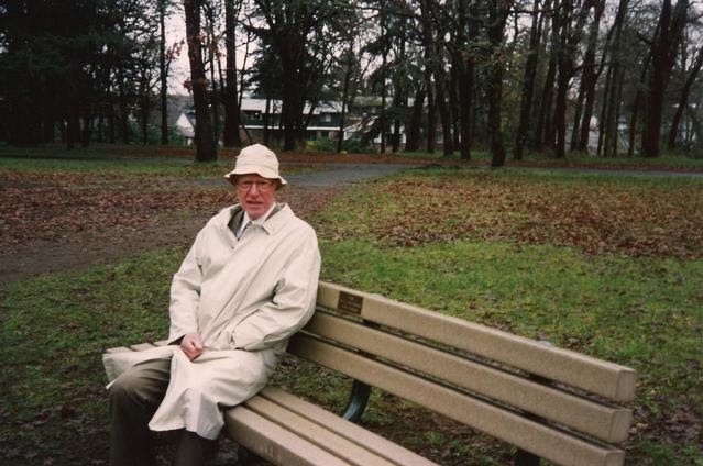 Wes had a bench dedicated to Nell in Bush's Pasture Park with the inscription: "To Nell Crothers and Others."